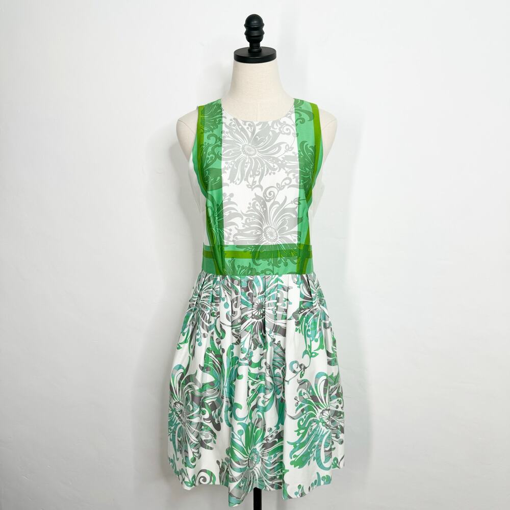 NWT Taylor Damask Fit And Flare Dress Green White Pleated Preppy Work Size 8
